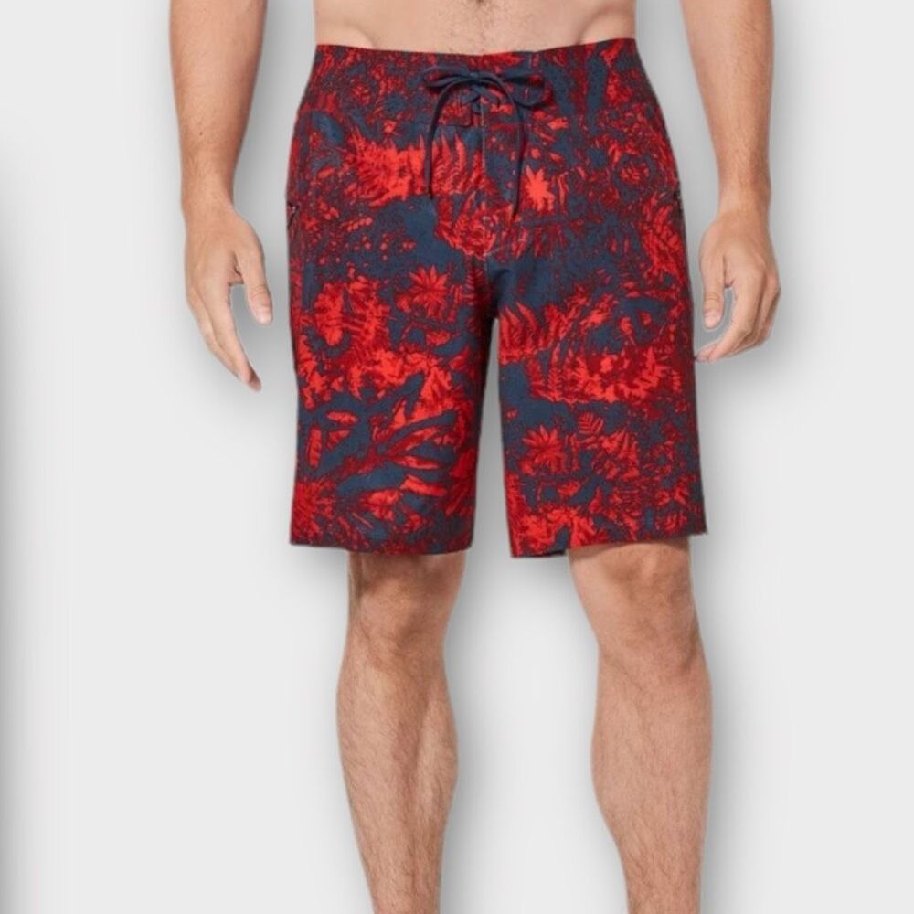 Lululemon Men’s 33 Current State Short 9" Surf Swim Red Blue